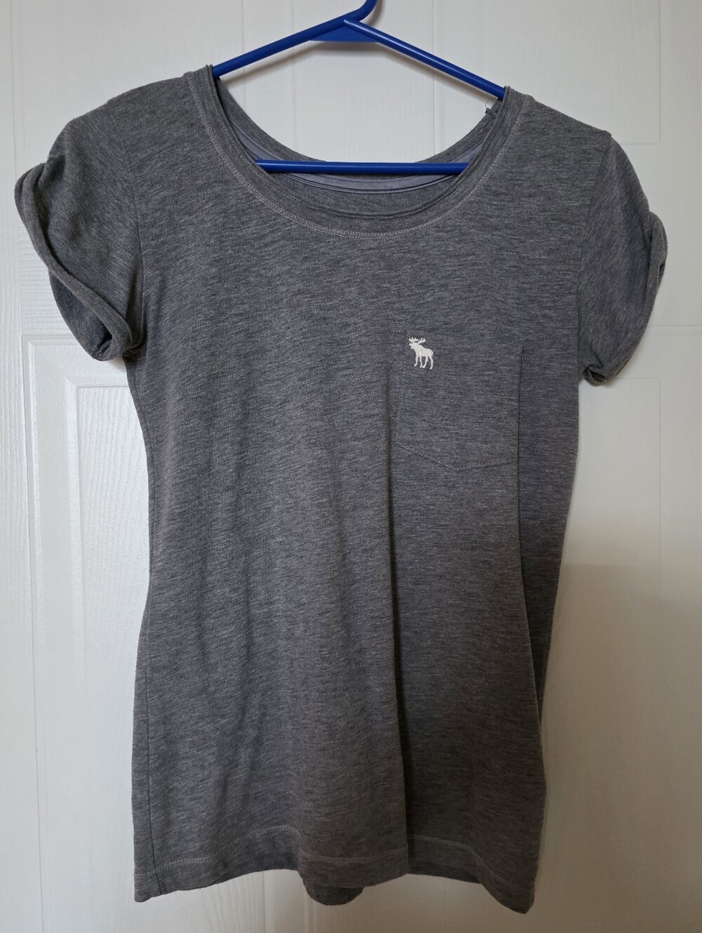 Abercrombie & Fitch Short Sleeve Pocket Tee, Heather Gray, XS - Picture 1 of 8